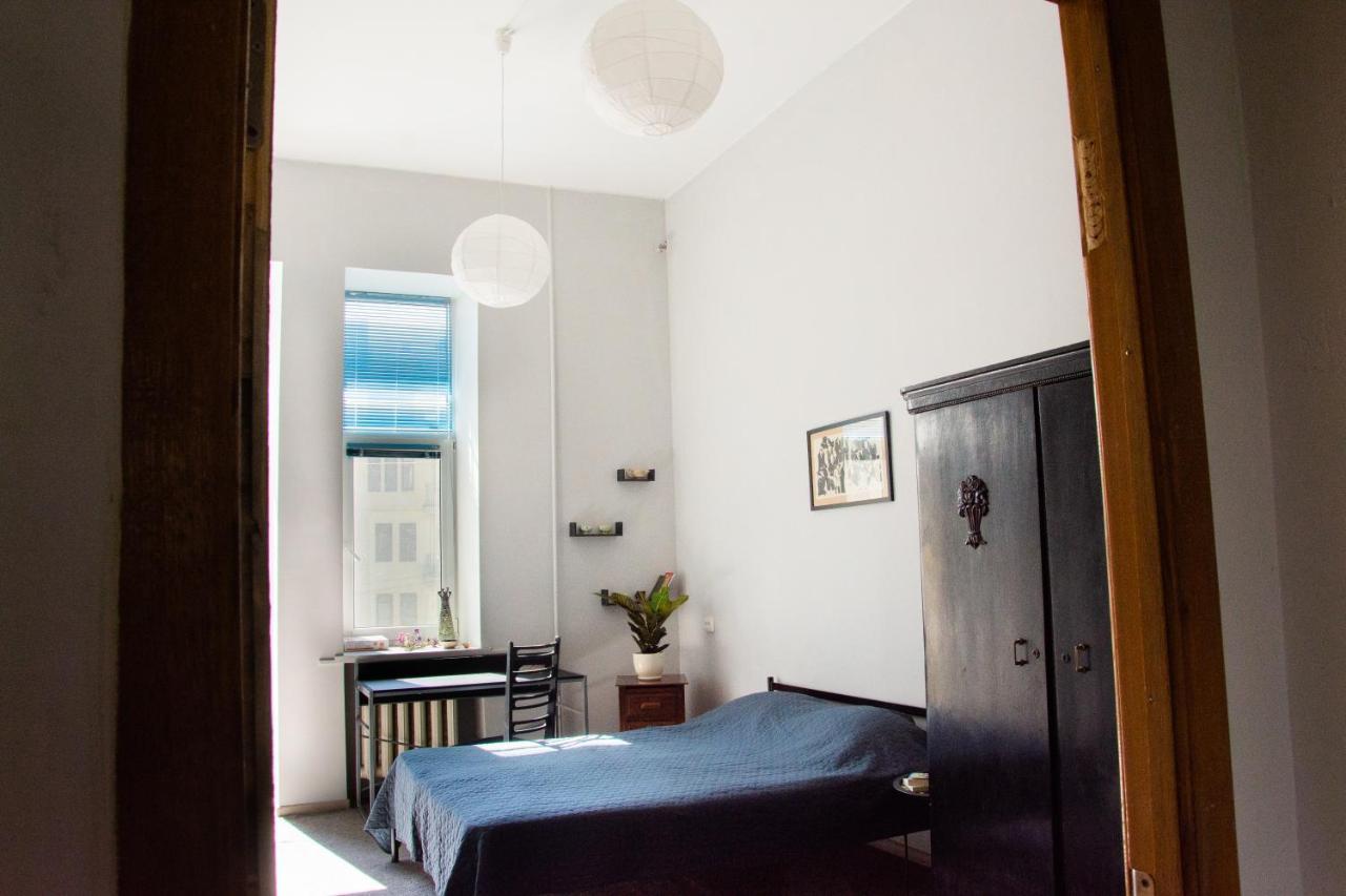Entire 2-Bedroom Authentic Flat Kiev Exterior foto